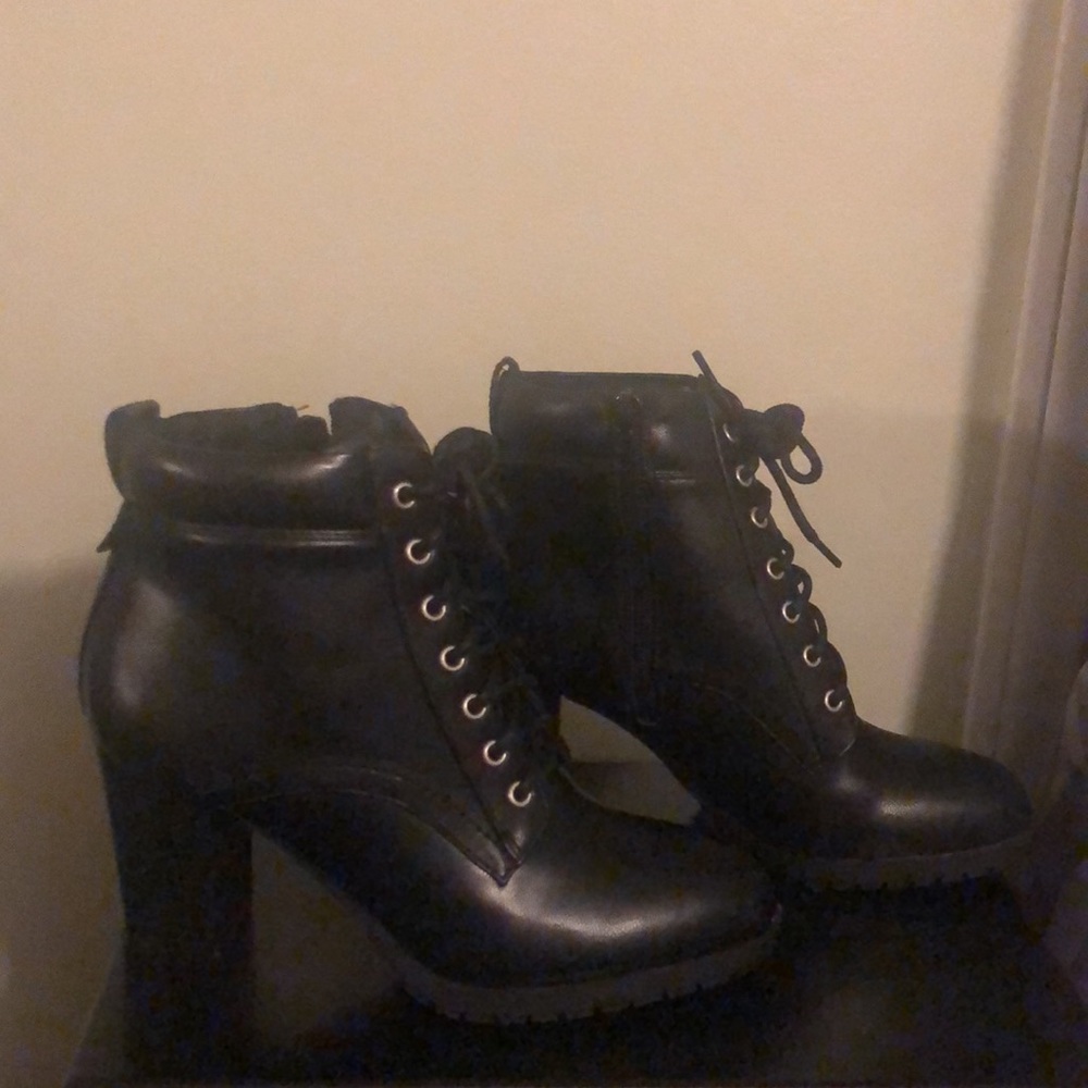Style & Co. Booties size 7M